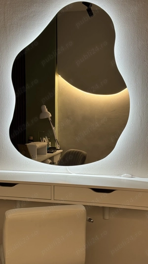 Închiriem post make-up artist  - imagine 2 Închiriem post make-up artist  - imagine 2