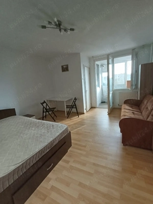 Garsoniera la 50 m Metrou Costin Georgian - Gata de mutare