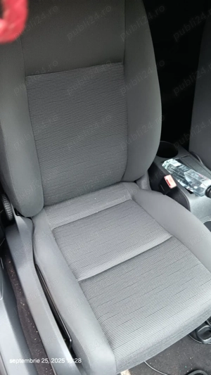 Volkswagen Golf Golf V 1.4 i 16V (75 Hp) - 2004 - imagine 2