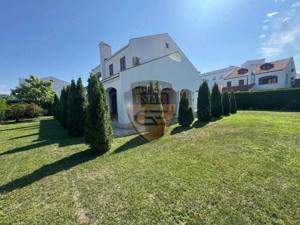 Vilă în Complex Securizat, Rezidențial Arena Regia Resort și Spa