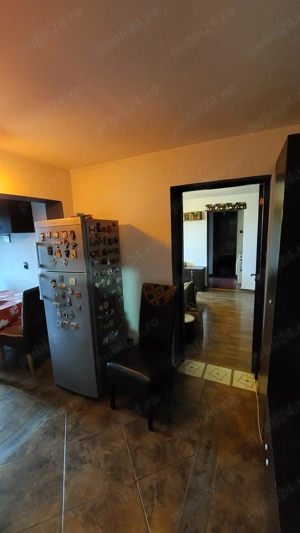 Vand apartament 3 camere zona Crang