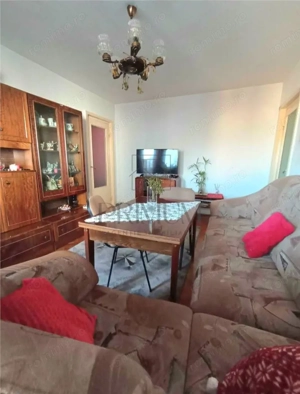 DACIA - 4 CAM - BOXA - CENTRALA AC - ZONA EXCELENTA
