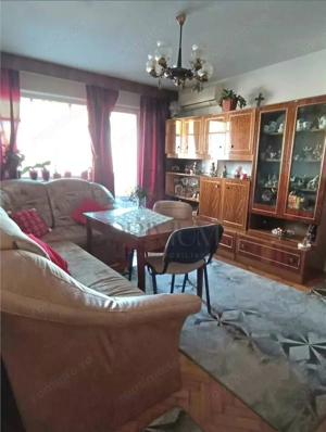 DACIA - 4 CAM - BOXA - CENTRALA AC - ZONA EXCELENTA
 - imagine 5