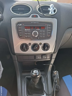 Vând Ford focus 2 1,6 benzina  - imagine 4