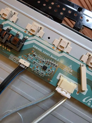invertor ssb400-12v01 de pe tv Samsung le40c530f1w - imagine 2