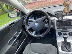 Mașina de vânzare an 2009 - imagine 4