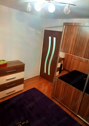 Închiriez apartament cu 3 camere decomandat etaj 2, HCC, Caracal