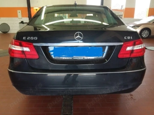 Mercedes-Benz E 200 Blue Efficiency Avangarde AF.2009 - imagine 4