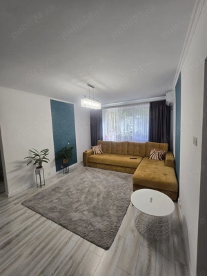 Apartament cu 3 camere de vanzare in zona 1 Decembrie 1918-metrou (2 minute) 