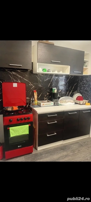 Vand schimb cu apartament - imagine 5