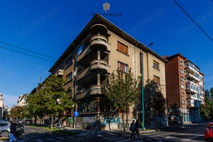 Apartament ultracentral – Primăria Timișoara } 50,3 mp & Boxa - imagine 6