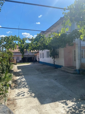 CASA DE VANZARE 240mp in Bogdanesti, jud. BACAU - imagine 2