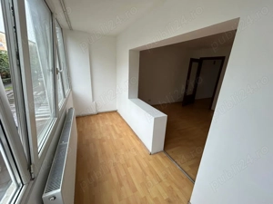 Decomandat, langa GN30, Et. 1, 40 MPU. Centrala Proprie! cu balcon - imagine 3