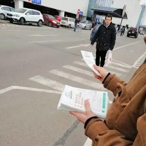 Distribuitor de pliante în Arad