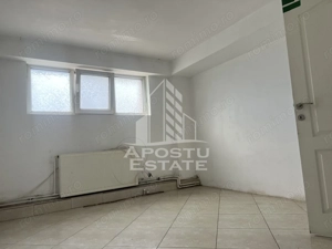 Apartament cu 3 camere, la demisol inalt , zona Steaua - imagine 2
