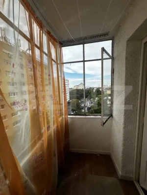 Apartament de vanzare, cu 2 camere, 60 mp, zona Micro 15 - imagine 6