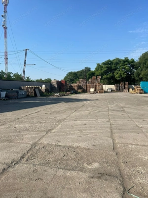 Halǎ industrialǎ + platformǎ betonatǎ, zona Sud - imagine 11