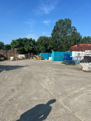 Halǎ industrialǎ + platformǎ betonatǎ, zona Sud - imagine 9