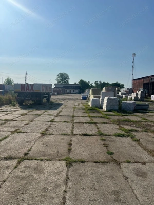 Halǎ industrialǎ + platformǎ betonatǎ, zona Sud - imagine 14