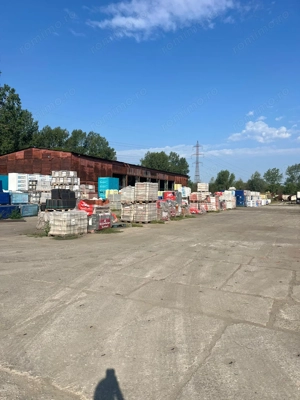 Halǎ industrialǎ + platformǎ betonatǎ, zona Sud - imagine 8