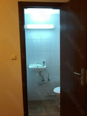 Dau in chirie mic spatiu CENTRAL - imagine 8