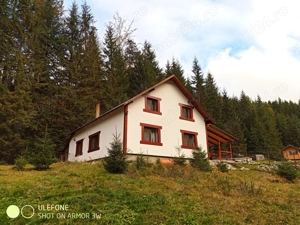 Vând casă de vacanță pe Transrarău în Pojorâta - imagine 2
