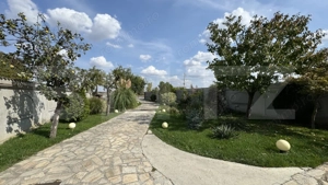 Vilă de 469 mp utili, teren 1.200 mp cu garaj și piscină, Centura de Nord