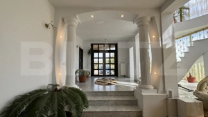 Vilă de 469 mp utili, teren 1.200 mp cu garaj și piscină, Centura de Nord