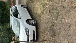 Vând sau Schimb Golf 6 1.6 tdi - imagine 3