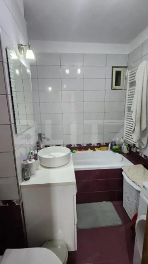 Apartament 3 camere, 65 mp, zona Fortuna - imagine 14