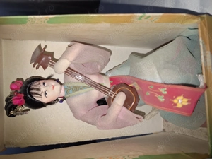 Papusa veche, Piesa rara, păstrata impecabil. 