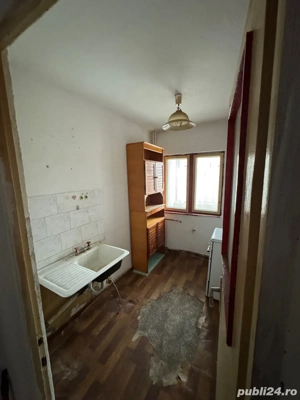 Garsoniera Brad - imagine 3