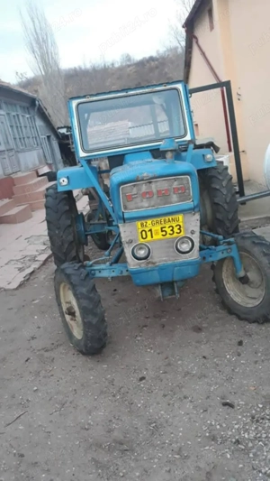 Tractor Ford de vanzare 
