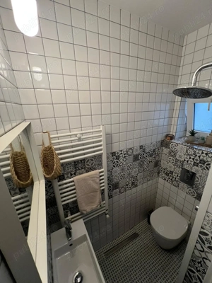 Vând garsonieră în centrul istoric Brașov  - imagine 3