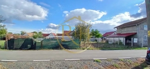 Pozitie excelenta, teren de vanzare in Becicherecu Mic, utilitati la poarta - imagine 2