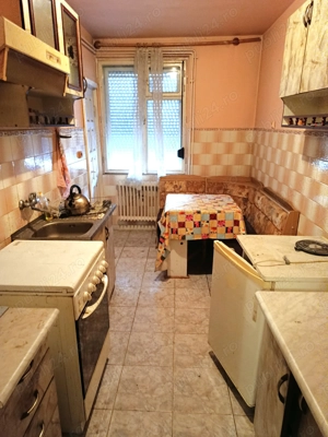 Vand ap. 3 camere + boxa si garaj - imagine 7