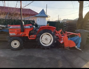 Vand urgent tractor japonez 