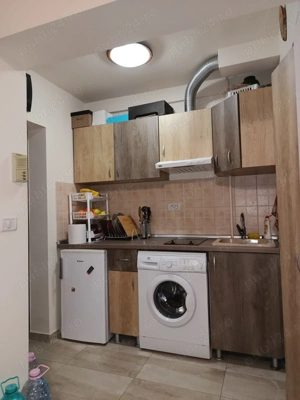 Închiriez garsonieră in zona centrului universitar-300 euro - imagine 2