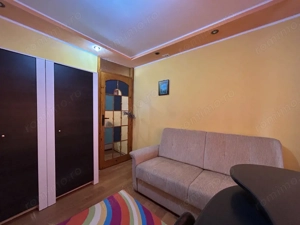 Apartament 3 camere, decomandat, etaj 2, 65mp, 2 bai - zona Sagului  - imagine 6