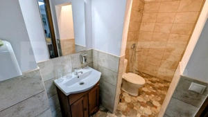 Apartament 2 camere, 50 mp, zona Cetate - imagine 4