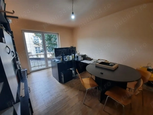 Apartament 2 cam. Pta Revolutiei !!