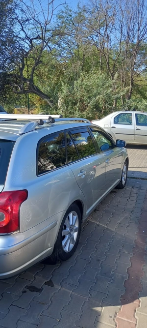Vand   Toyota avensis 2007 - imagine 9 Vand   Toyota avensis 2007 - imagine 9