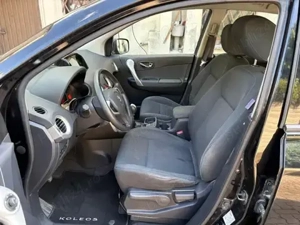 Vând Renault Koleos 4x4 - imagine 5 Vând Renault Koleos 4x4 - imagine 5