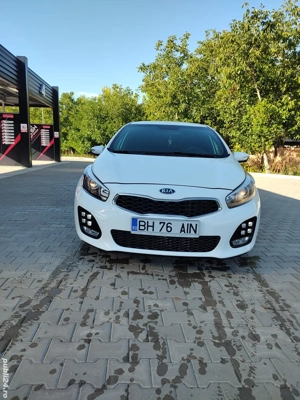 De vanzare Kia Cee'd 1.6 CRDI (facelift) GT  - imagine 6