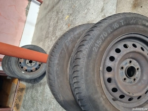 2 cauciucuri de iarna 215 70 16 de dacia duster .nissan qashqai  - imagine 2