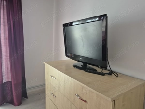 Închiriez apartament 3 camere - imagine 8