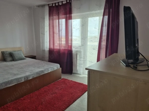 Închiriez apartament 3 camere - imagine 7