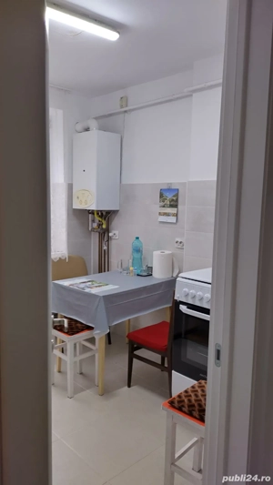 Apartament 2 camere, ultracentral,  etaj 2 - imagine 4