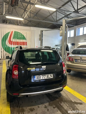 Vand Dacia Duster 4x4 - imagine 5
