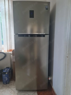 Frigider Samsung Digital Inverter 385 L